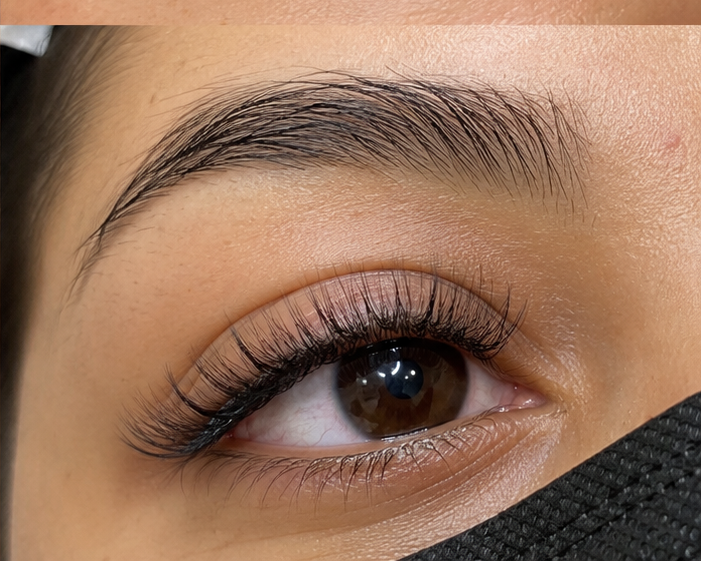 Lash Enhancement – Efecto pestañas más densas